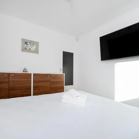 Jaracza 3-Bedroom Apartment Lodz  Exterior photo
